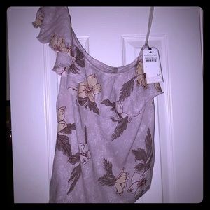 SALE! One shoulder floral top! NWT